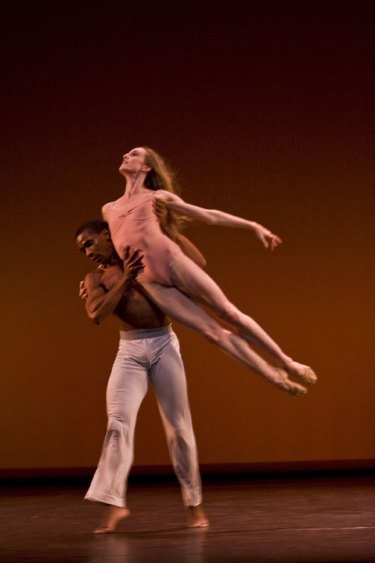 Wendy Whelan and Craig Hall in After the Rain. Photo: Bill Cooper.